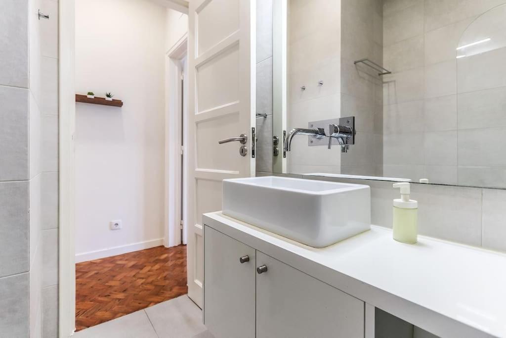 Portucale ! Ajuda Delight Apartment *